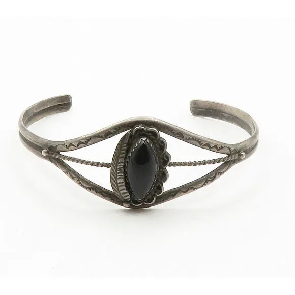 NAVAJO 925 Sterling Silver Vintage Black Onyx Floral Cuff Bracelet BT6000
